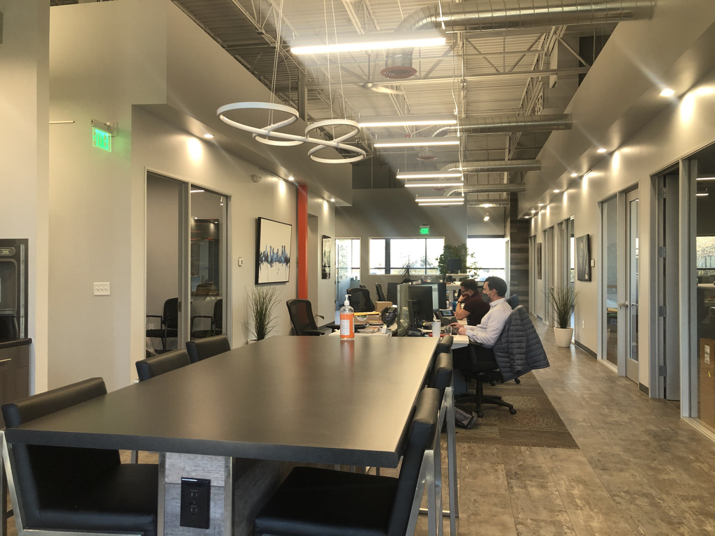 Co-working Spaces Are a Great Compromise